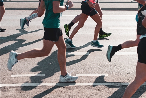 running-6660187_1280.jpg
