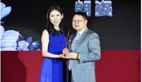 2015中国服装15个年度大奖花落谁家？